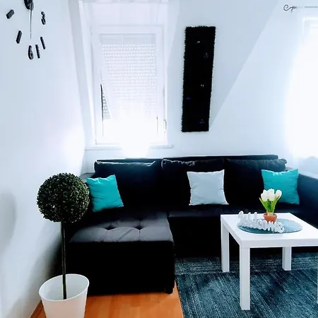 Dani Home Apartman Hajduszoboszlo Exterior photo